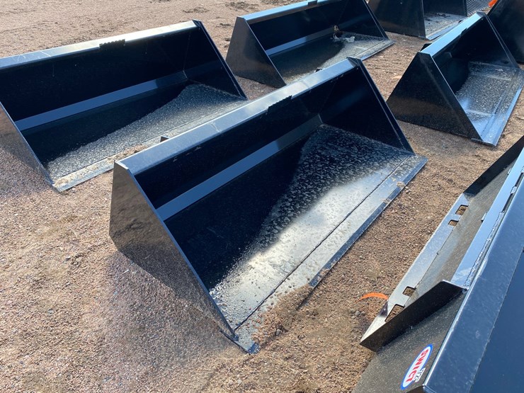 #4054-•-swict-66"-skid-steer-bucket-image-1