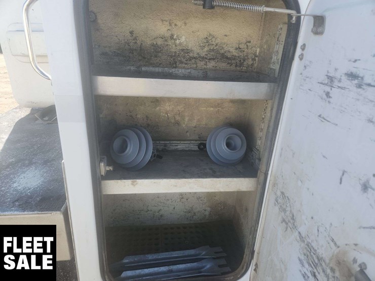 2019-ford-f550-image-21