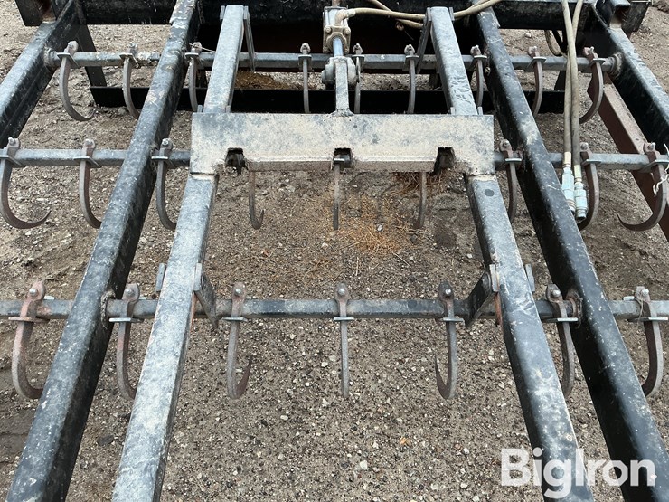 small-square-bale-grapple-image-17
