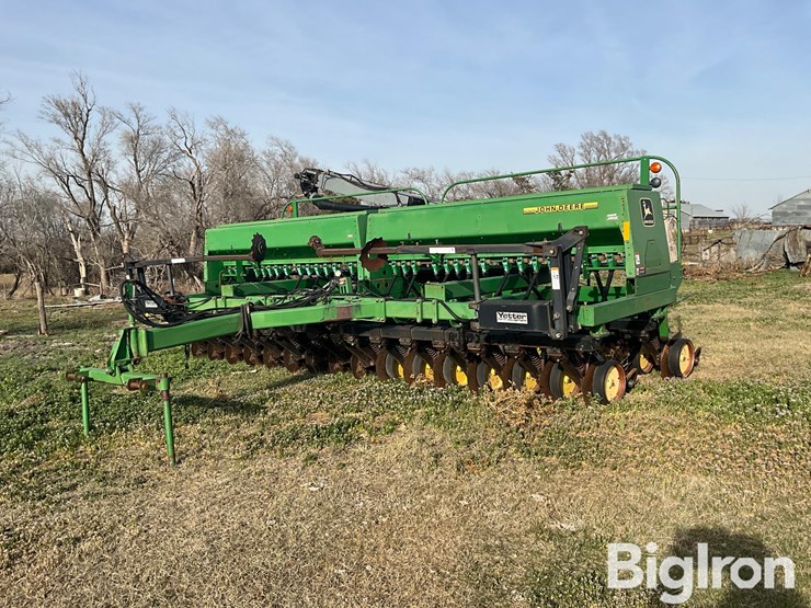 john-deere-750-image-1