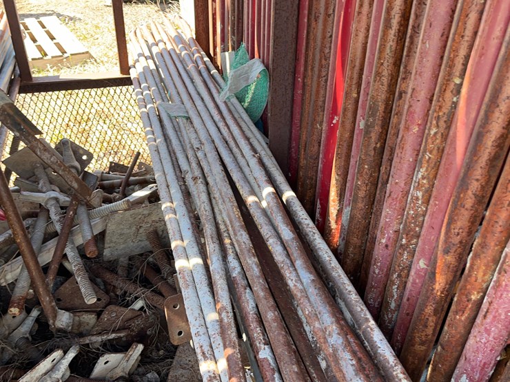 scaffolding-on-carring-cage.-image-4