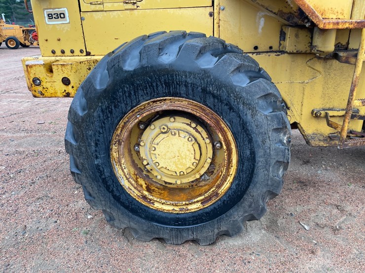 1979-caterpillar-930-image-16