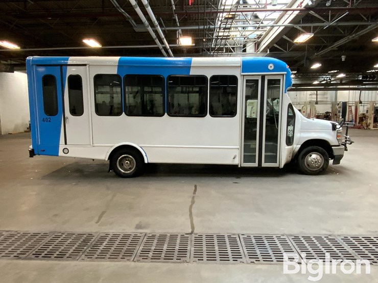 2024-ford-e450-image-4