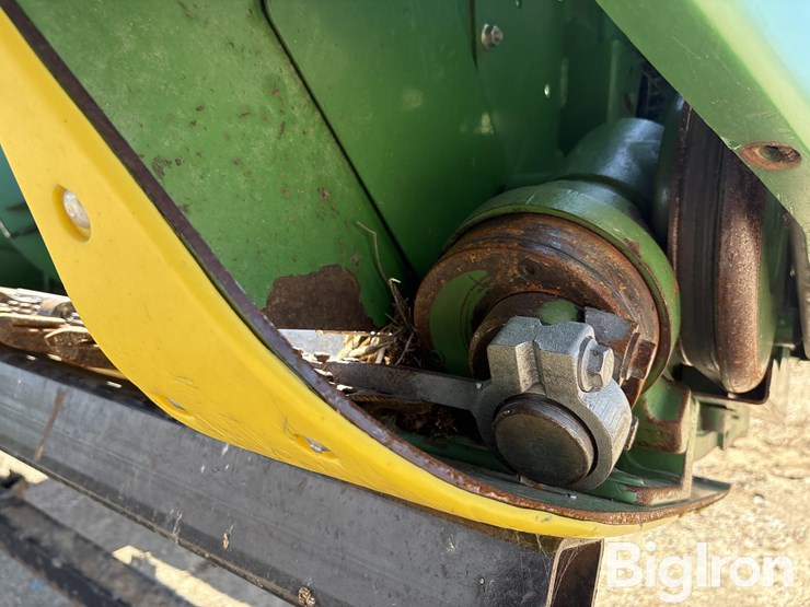 2010-john-deere-630f-image-10