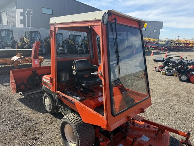 kubota-fz2400-image-8