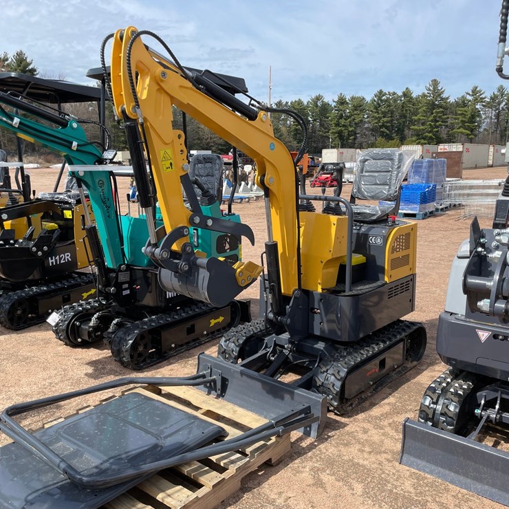 #5546 • Landhonor LHR-KN16 Mini Excavator