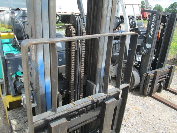 2005-komatsu-fg25st-14-image-11