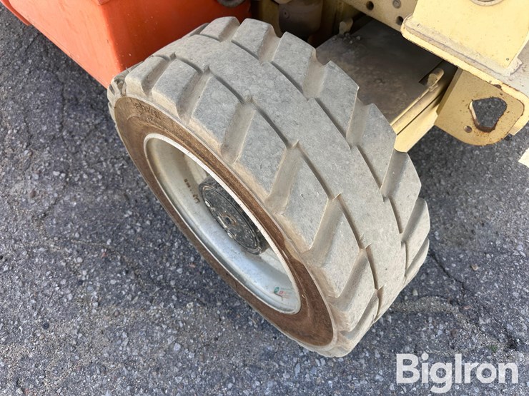 jlg-4069le-image-16