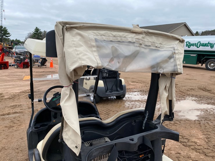 #1584-•-club-car-electric-golf-cart-with-charger-image-19