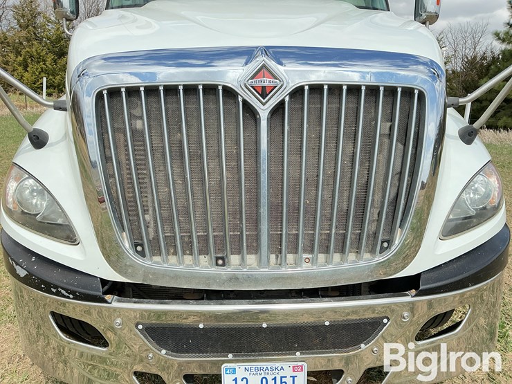 2013-international-prostar-image-11