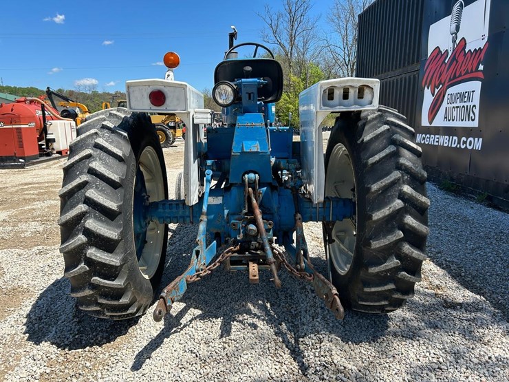 ford-5000-image-3