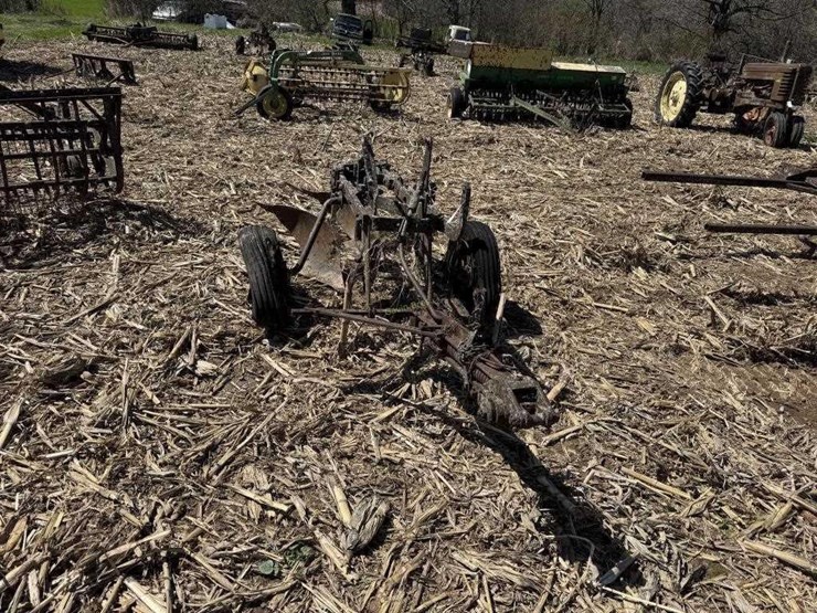 two-bottom-trailer-plow-image-2