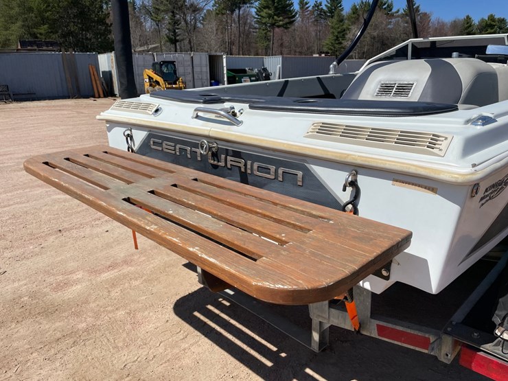 #1565-•-1989-ski-centurion-falcon-19'-ski-boat-(has-reg-card)-image-22