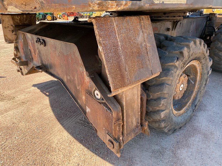 1996-akerman-ew200-image-26