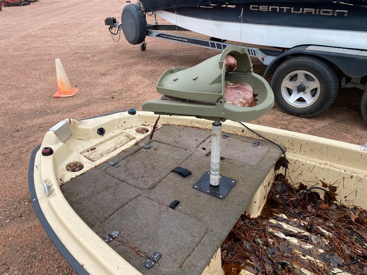 #1563-•-12'-kl-industries-120-poly-boat-image-8