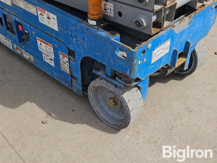 2016-genie-gs1930-image-10