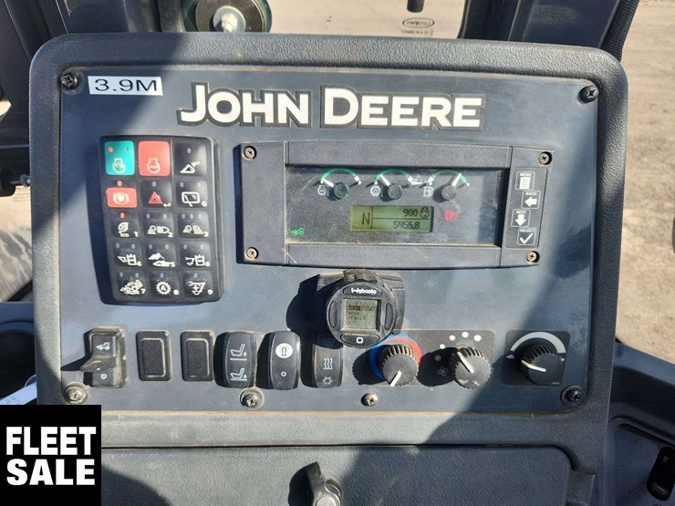 2016-deere-410l-image-13