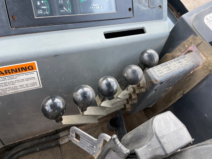 1996-case-570l-xt-image-46