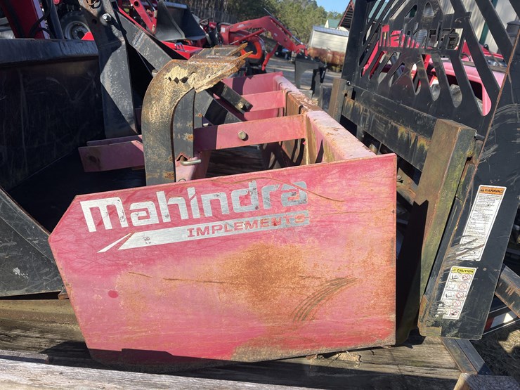 2018-mahindra-6’-3-pt-box-scraper-image-3