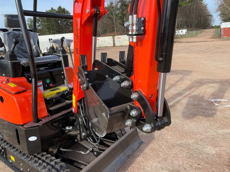 #5536-•-2026-cfg-ynt20-diesel-mini-excavator-image-8