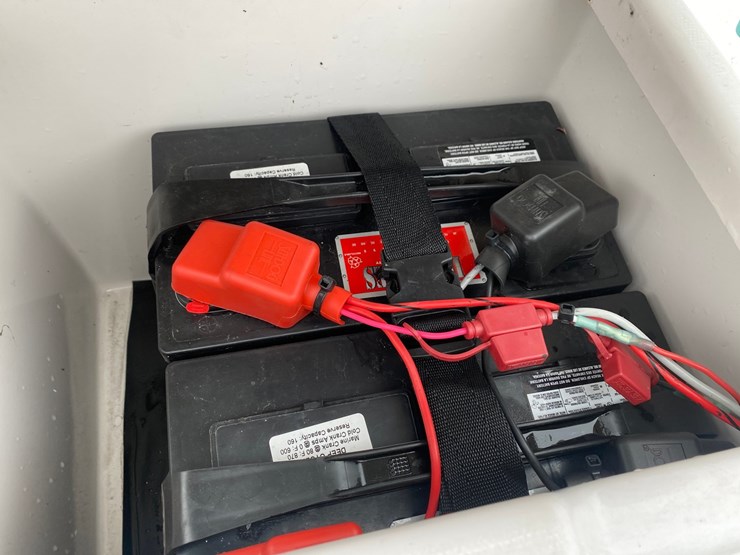 #1569-•-1999-eldebo-electric-deck-boat-image-24