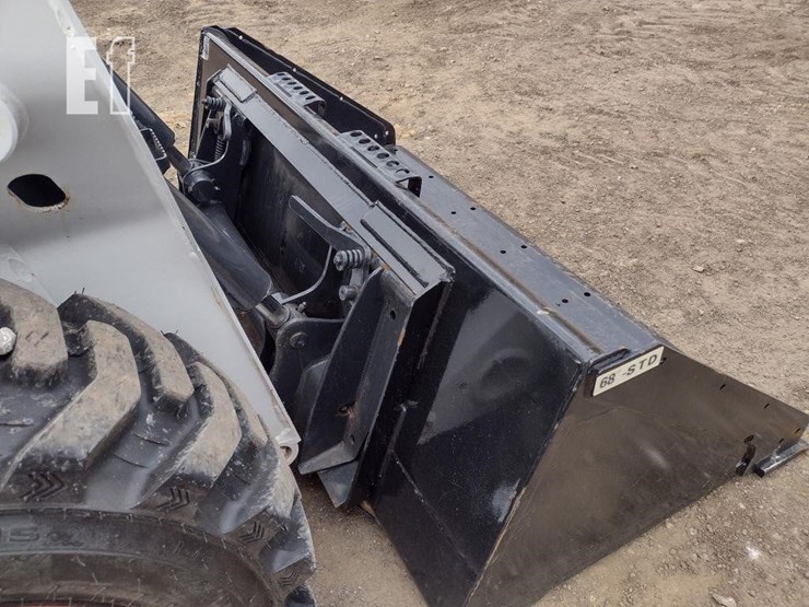 2016-bobcat-s570-image-22