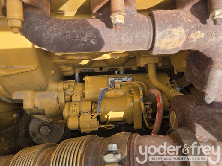 2021-caterpillar-336-image-106