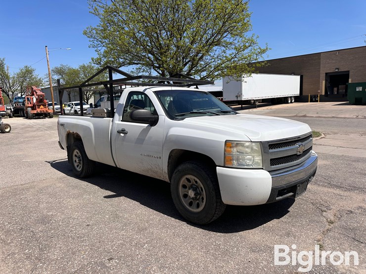 2008-chevrolet-silverado-1500-image-3