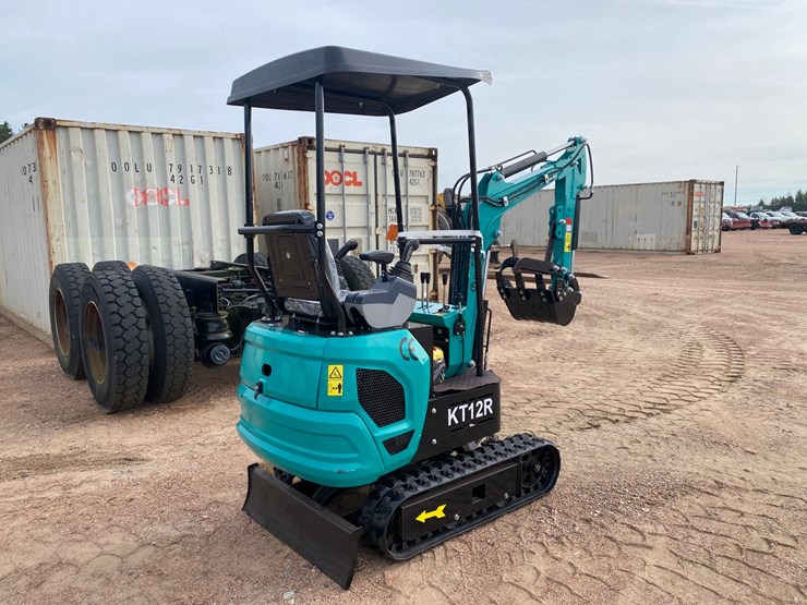 #5555-•-2026-cfg-kt12r-mini-excavator-image-5