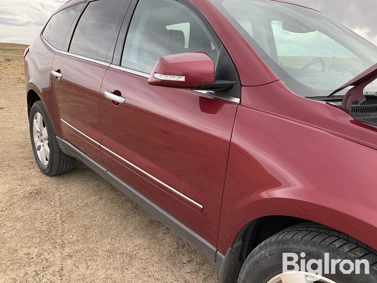 2011-chevrolet-traverse-ltz-image-10