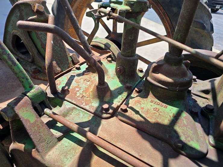 john-deere-model-b-image-33