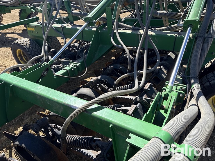 2001-john-deere-1860-image-18
