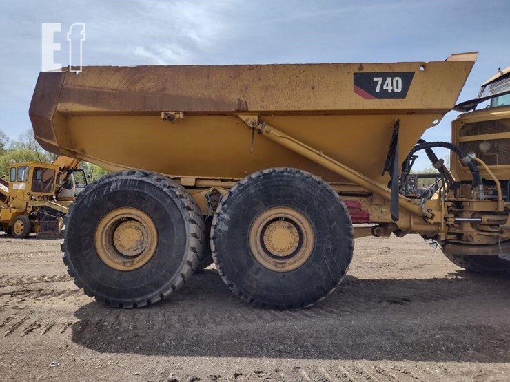 2007-caterpillar-740-image-28