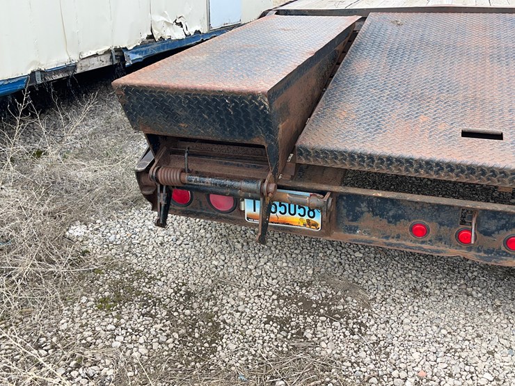 gooseneck-trailer-image-23
