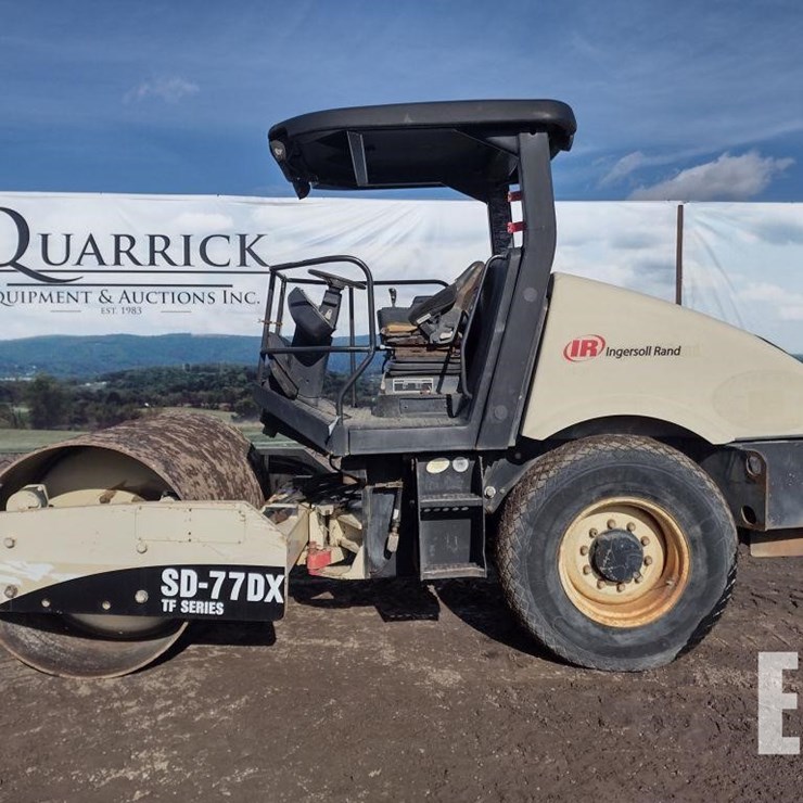 2005 INGERSOLL-RAND SD77DX