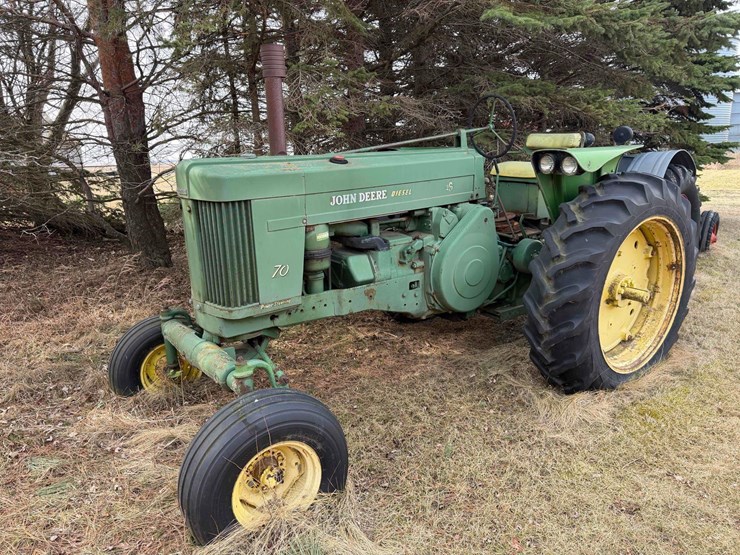john-deere-70-image-1