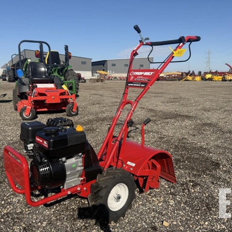 TROY BILT SUPER BRONCO