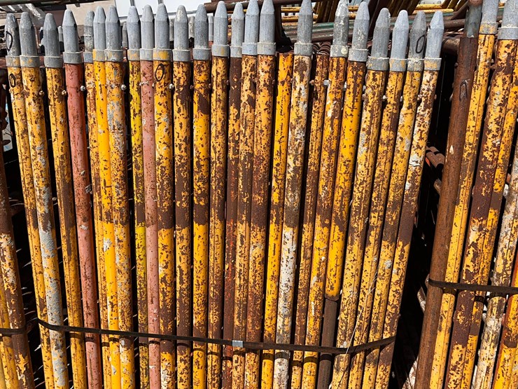 scaffolding-on-carring-cage.-image-2