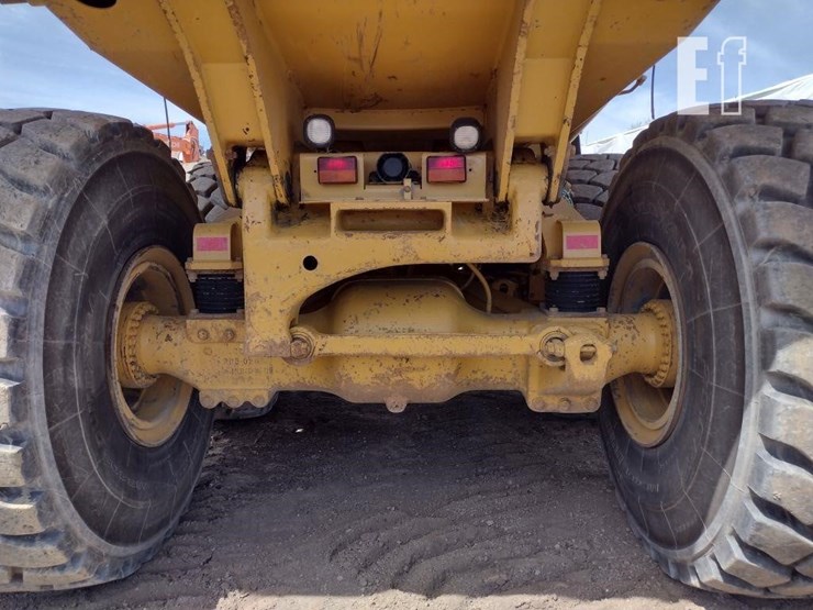 2007-caterpillar-740-image-38