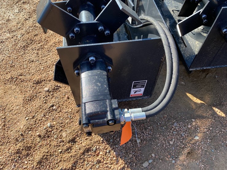#4100-•-72"-jct-hydraulic-tiller-attachment-image-7