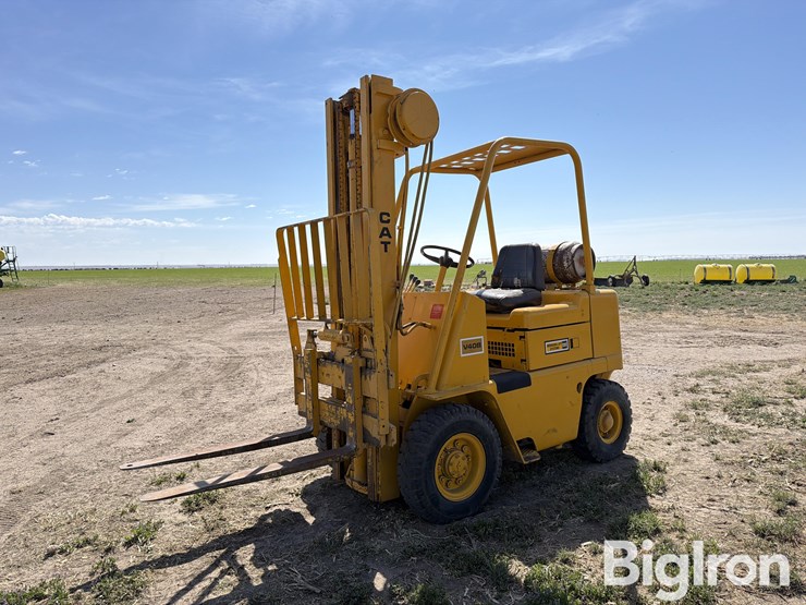 caterpillar-v40b-image-1