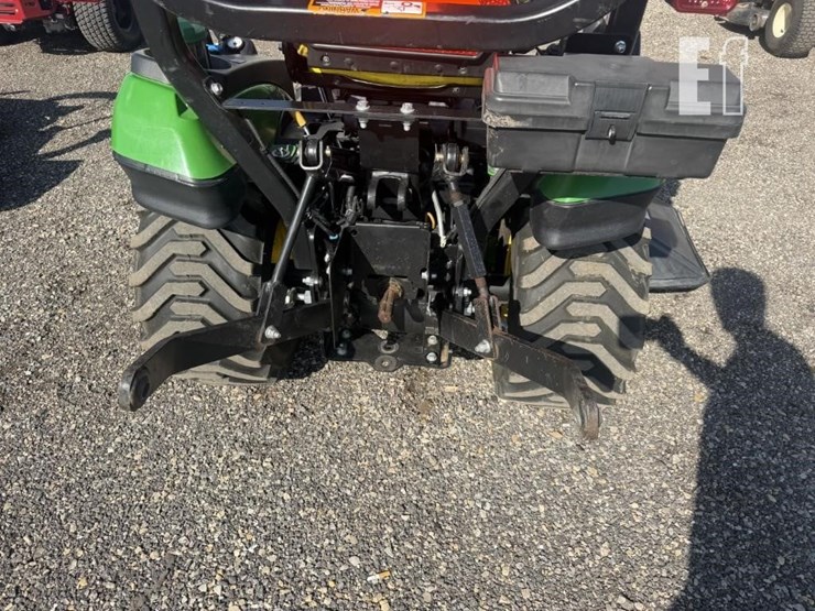 john-deere-1025r-image-19