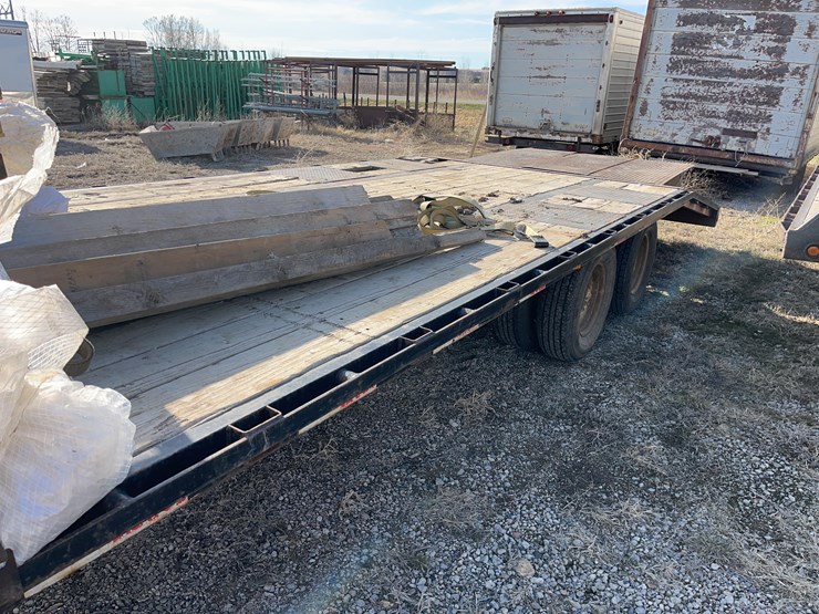 gooseneck-flatbed-trailer-image-9