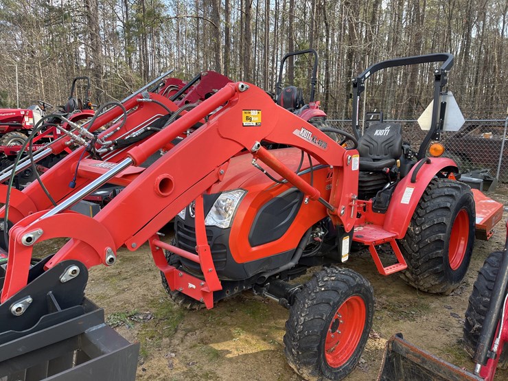 2023-kioti-ck2610mb-compact-utility-tractor-w/loader-image-1