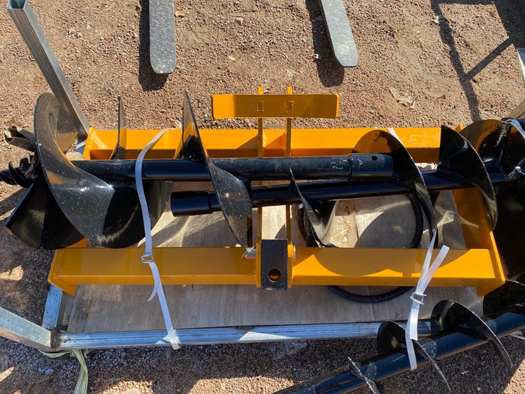 #4076-•-new-hydraulic-auger-attachment-with-(3)-bits-image-6