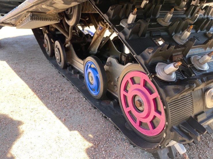 #1590-•-1996-polaris-indy-xcr-600-snowmobile-(no-reg-card)-image-15