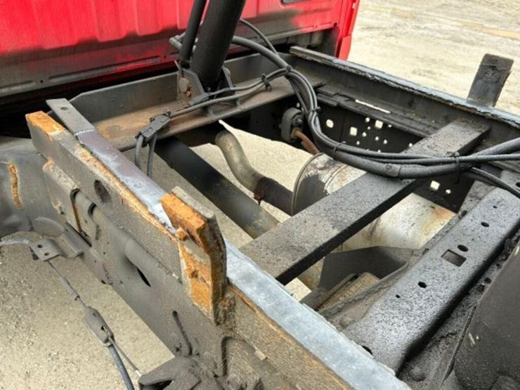2020-ford-f550-xl-image-39
