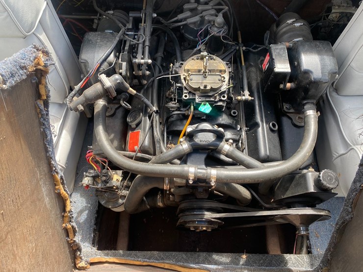 #1566-•-1986-celebrity-v190-19'-boat-(has-wi-title)-image-34