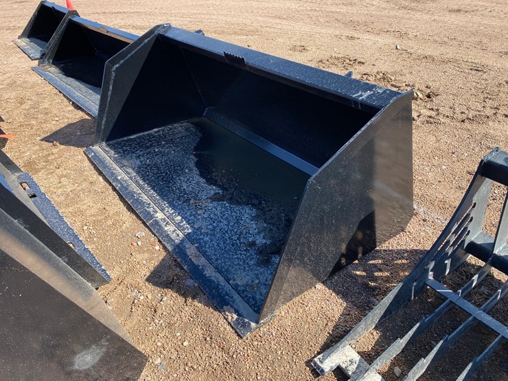 #4064-•-swict-72"-large-capacity-snow/material-bucket-image-3