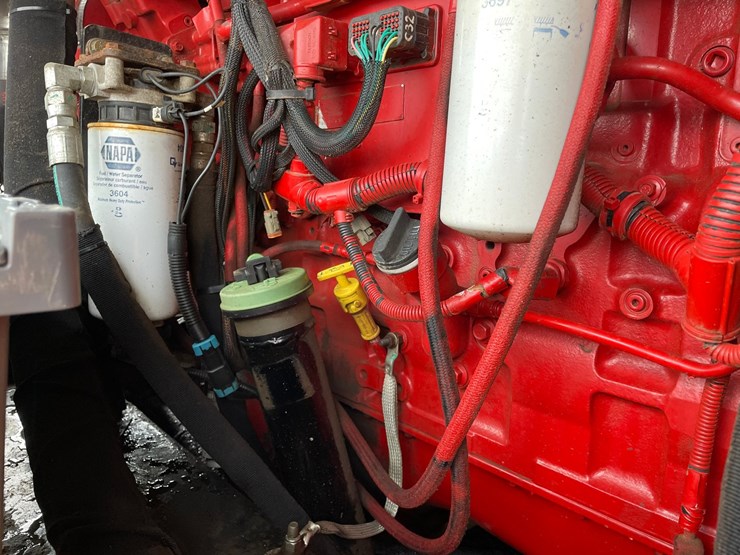 2017-gyro-trac-gt35-image-49